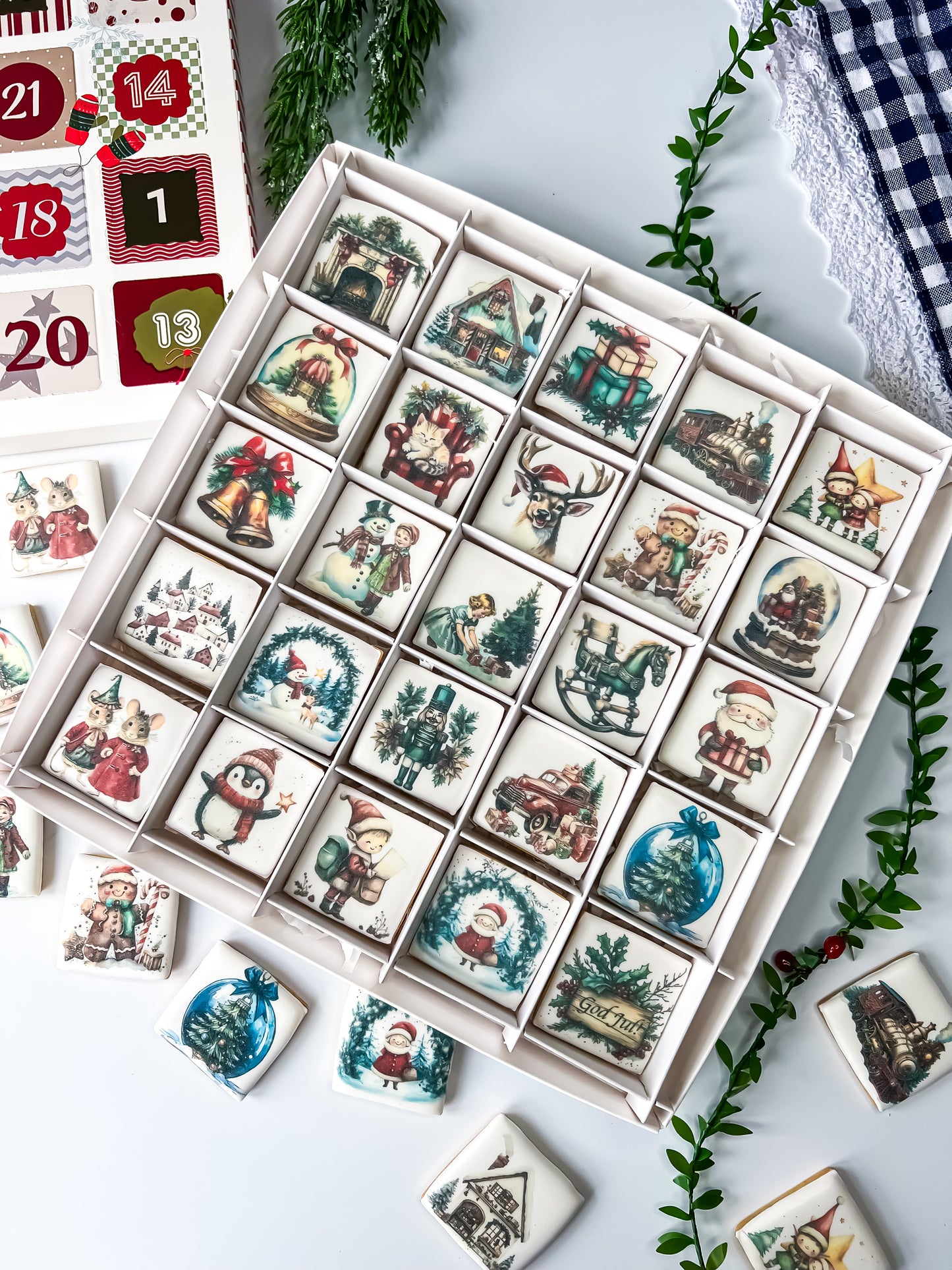 Adventskalender, julekalender, unike julegaver, personlig kalender, nedtellingskalender, håndlaget kalender, julepynt, juleopplevelse, kreativ julegave, pepperkakefigurer, julekaker, julegodt, julemarked, adventstid, barnas julekalender, familiekos, gaveidé, juledessert, desemberglede, eksklusiv julekalender