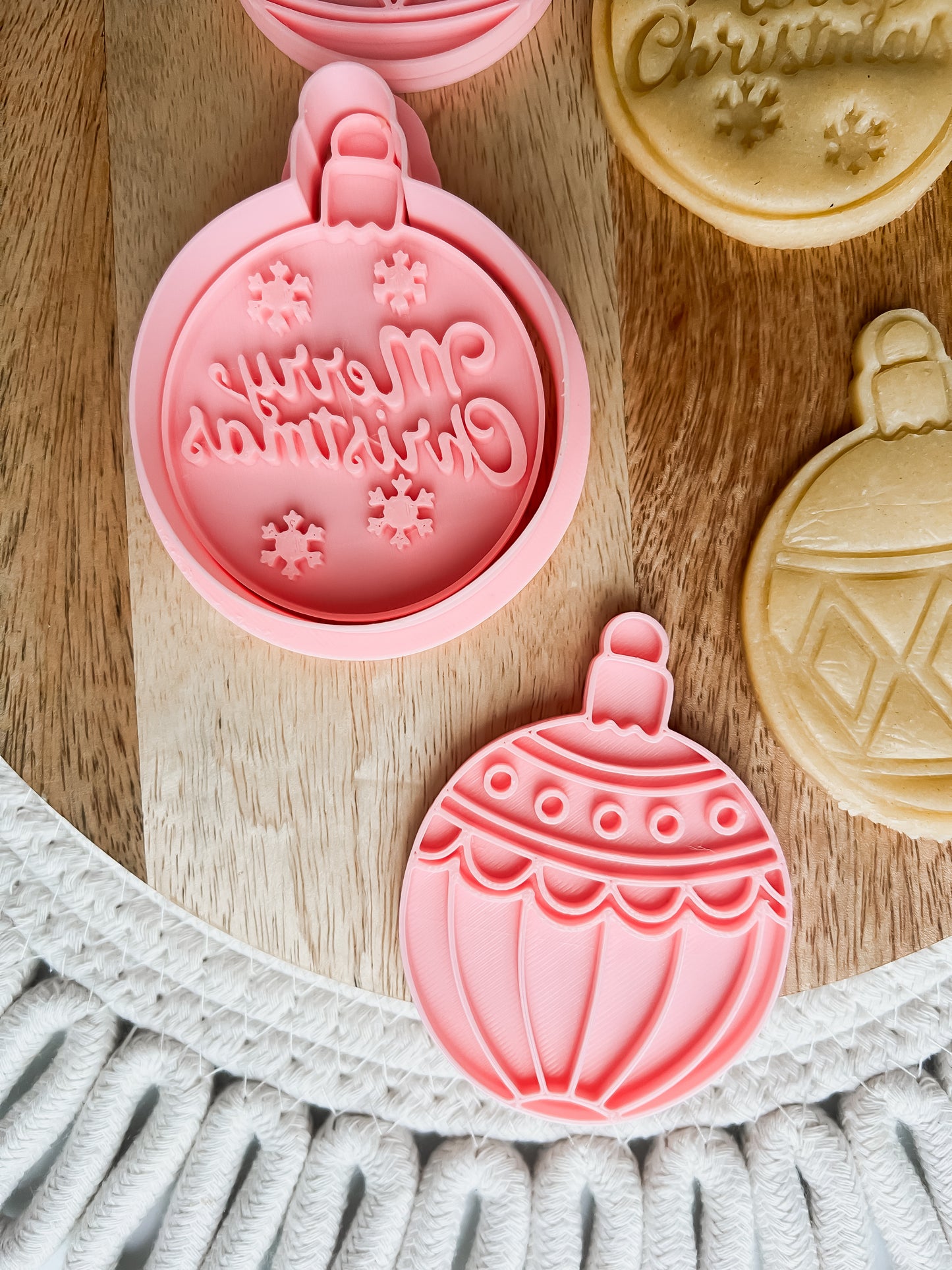 3 x Julekule Stempel + Utstikker - Utstikkersett